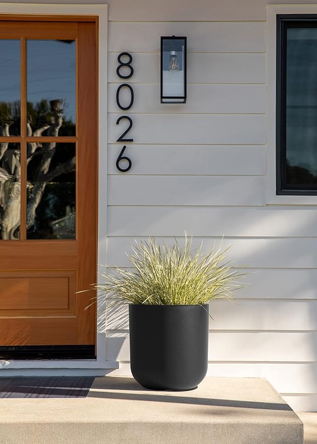 Veradek Round Black Plastic Planter Pots - Image 5