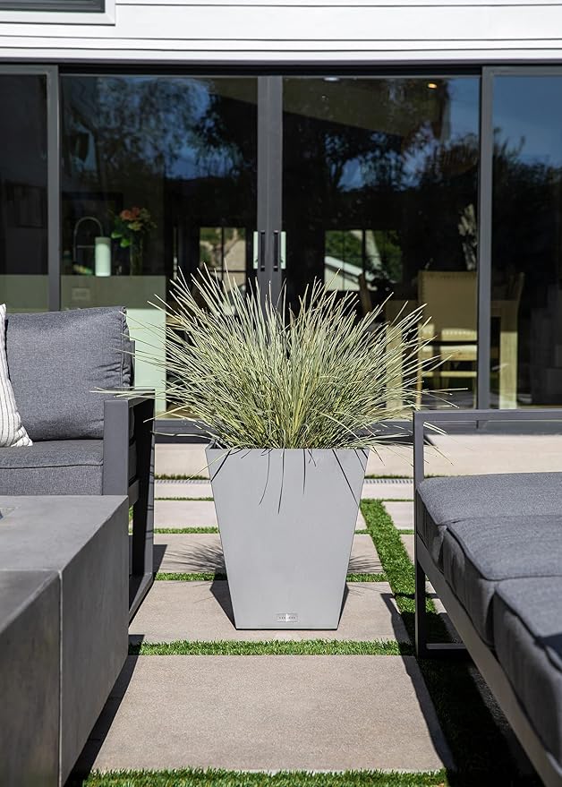 Veradek Pure Series Nobleton Plastic Planter - Image 6